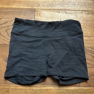 Outdoor Voices Women's Black biker Shorts